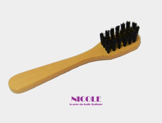 Sole and suede brush